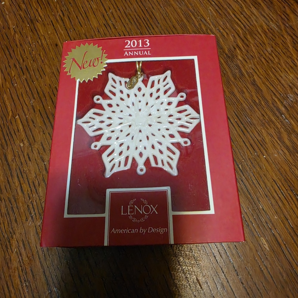 LENOX 2013 SNOW FANTASIES SNOWFLAKE ORNAMENT New In Box